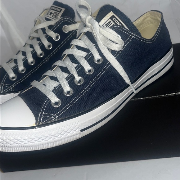 All stars converts men’s size 9 women’s size 11, like new - Picture 10 of 12